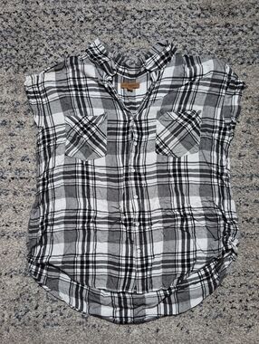 Black & White Plaid Button-Down Shirt - Lightweight Women’s Top
